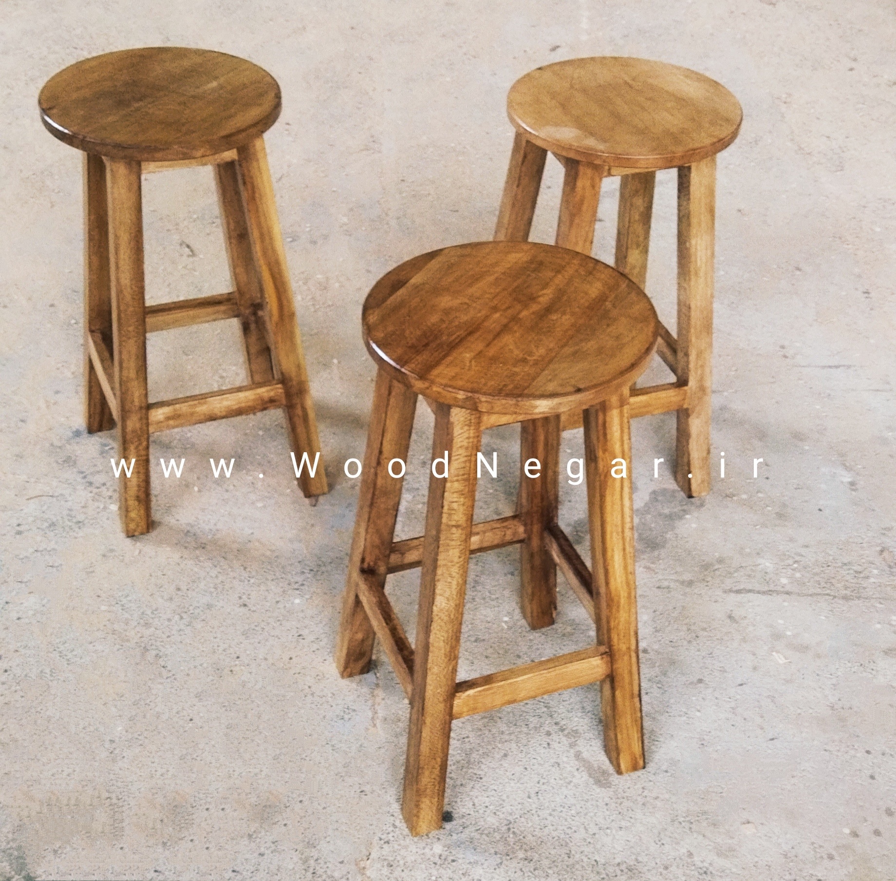 چهارپایه چوبی مدل آتلیه ای 50 cm